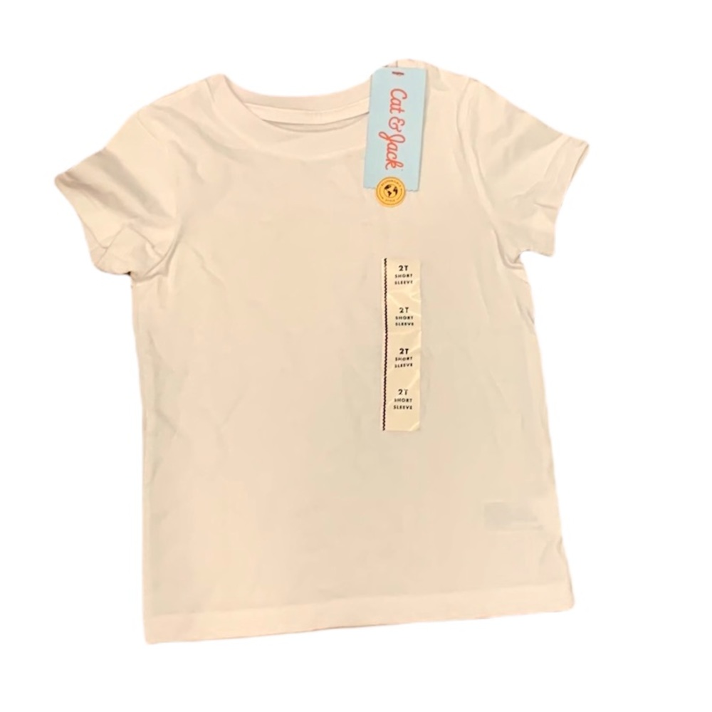 NWT Cat & Jack white short sleeve t-shirt. Size 2T.